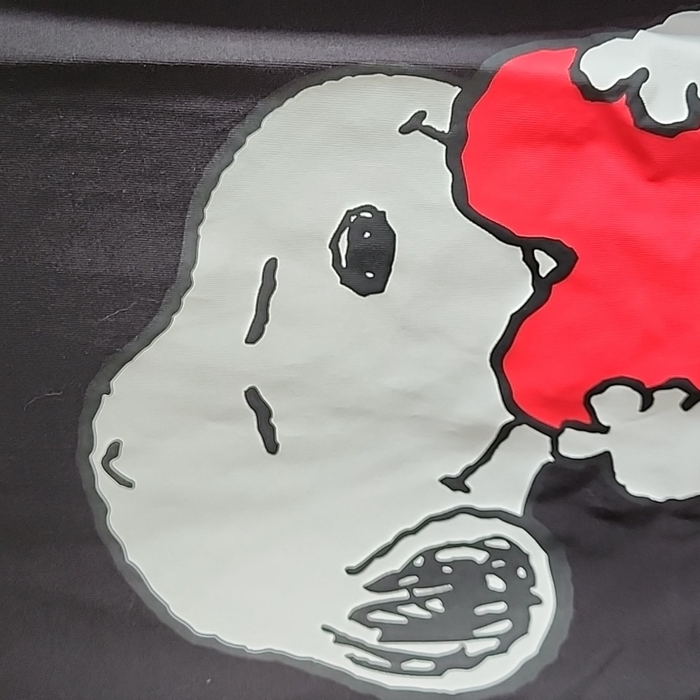 Peanuts Snoopy Medium Black T- Shirt - Picture 2 of 4